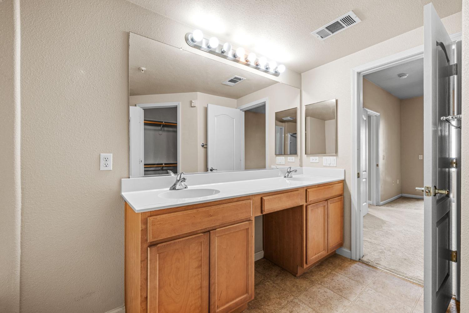 Detail Gallery Image 23 of 59 For 2487 Torino St #1,  West Sacramento,  CA 95691 - 2 Beds | 2 Baths