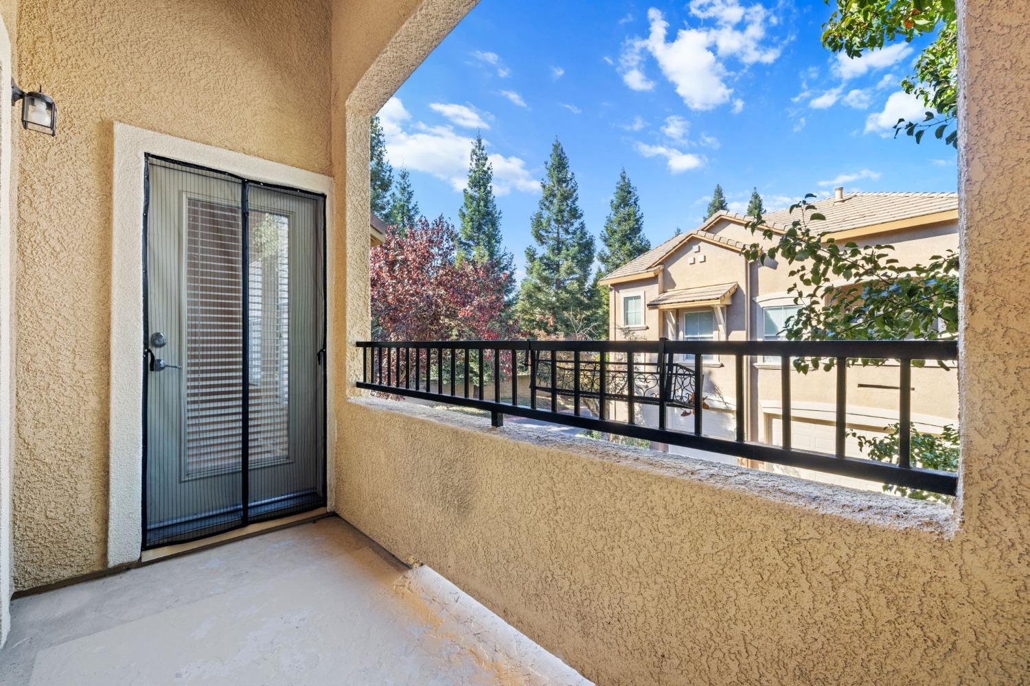 Detail Gallery Image 24 of 59 For 2487 Torino St #1,  West Sacramento,  CA 95691 - 2 Beds | 2 Baths