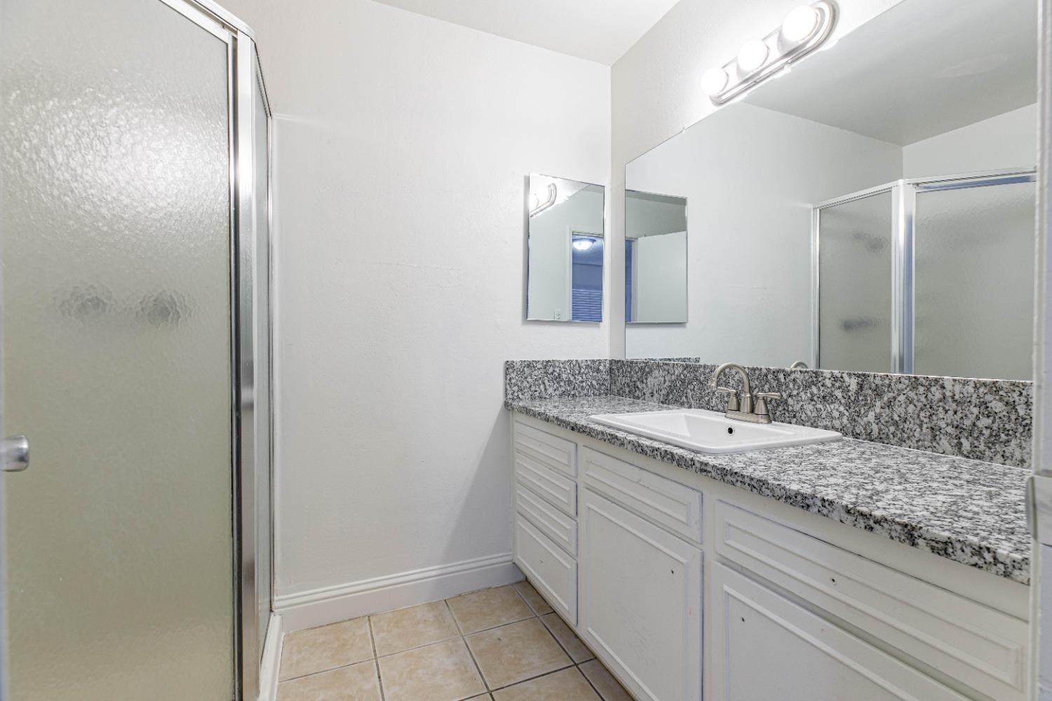 Detail Gallery Image 14 of 22 For 617 W Granger Ave #83,  Modesto,  CA 95350 - 2 Beds | 2 Baths