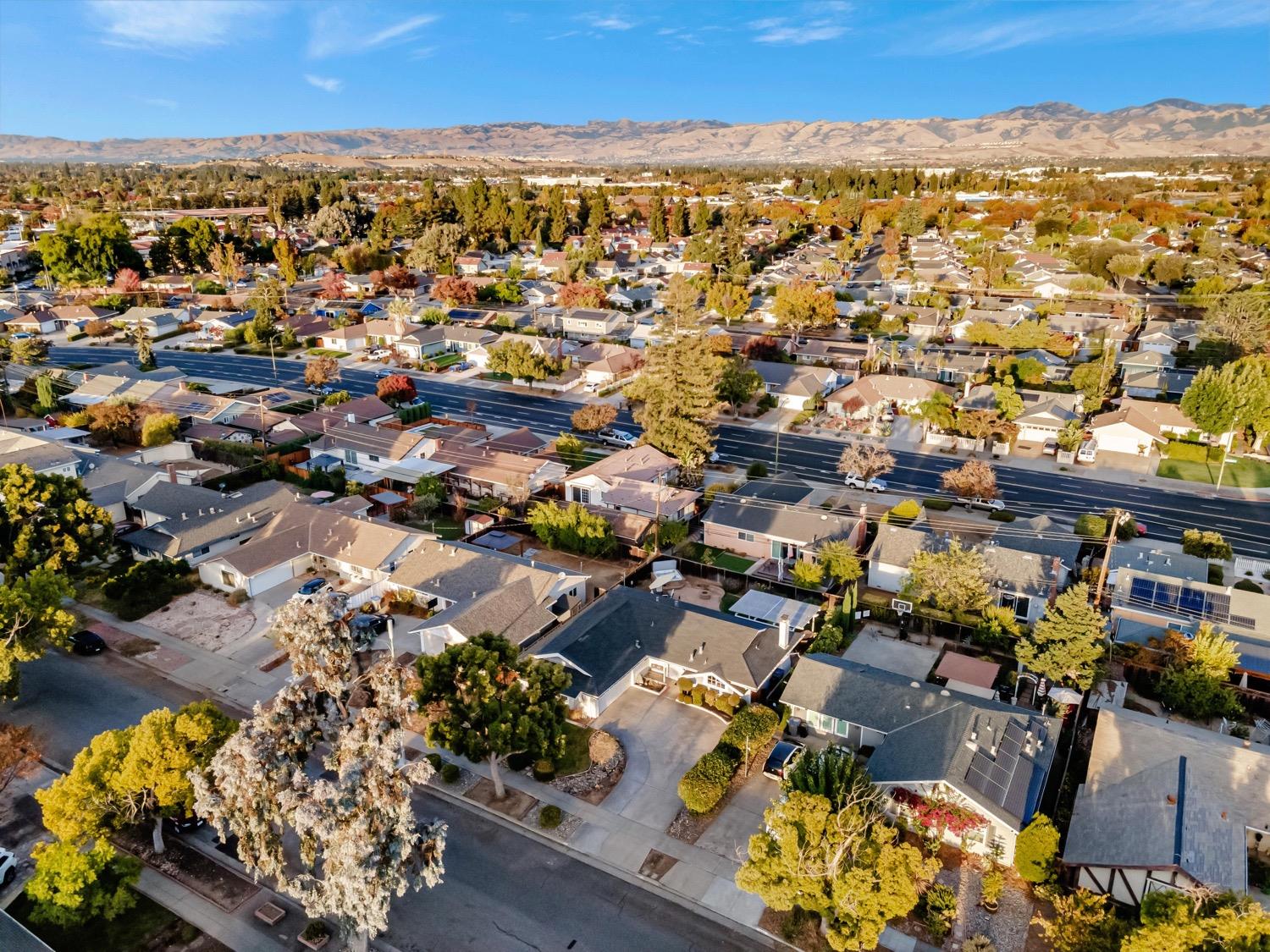 Detail Gallery Image 50 of 53 For 5684 Holland Ln, San Jose,  CA 95118 - 3 Beds | 2 Baths