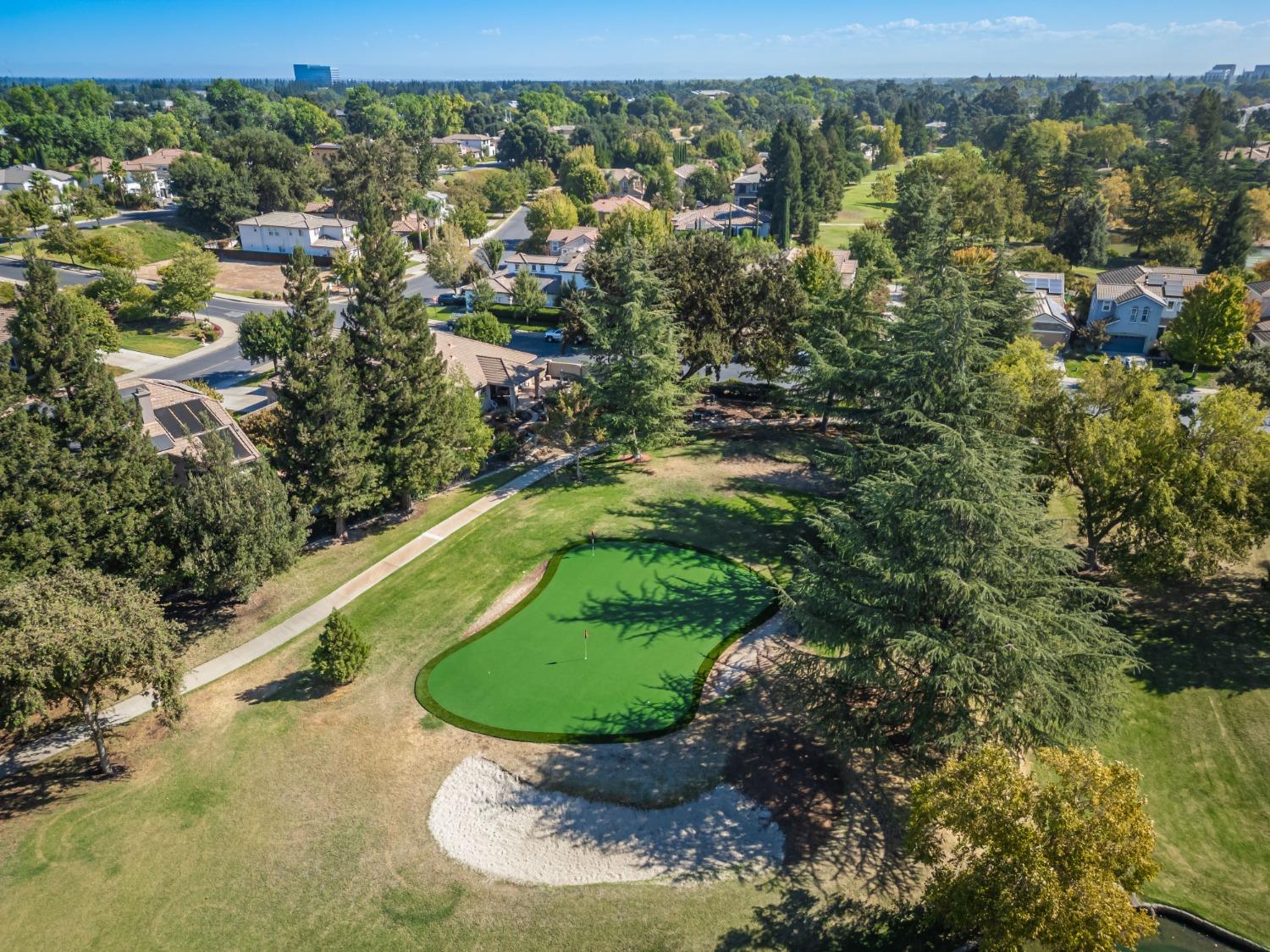 Detail Gallery Image 68 of 74 For 1022 Waterford Dr, West Sacramento,  CA 95605 - 5 Beds | 4/1 Baths