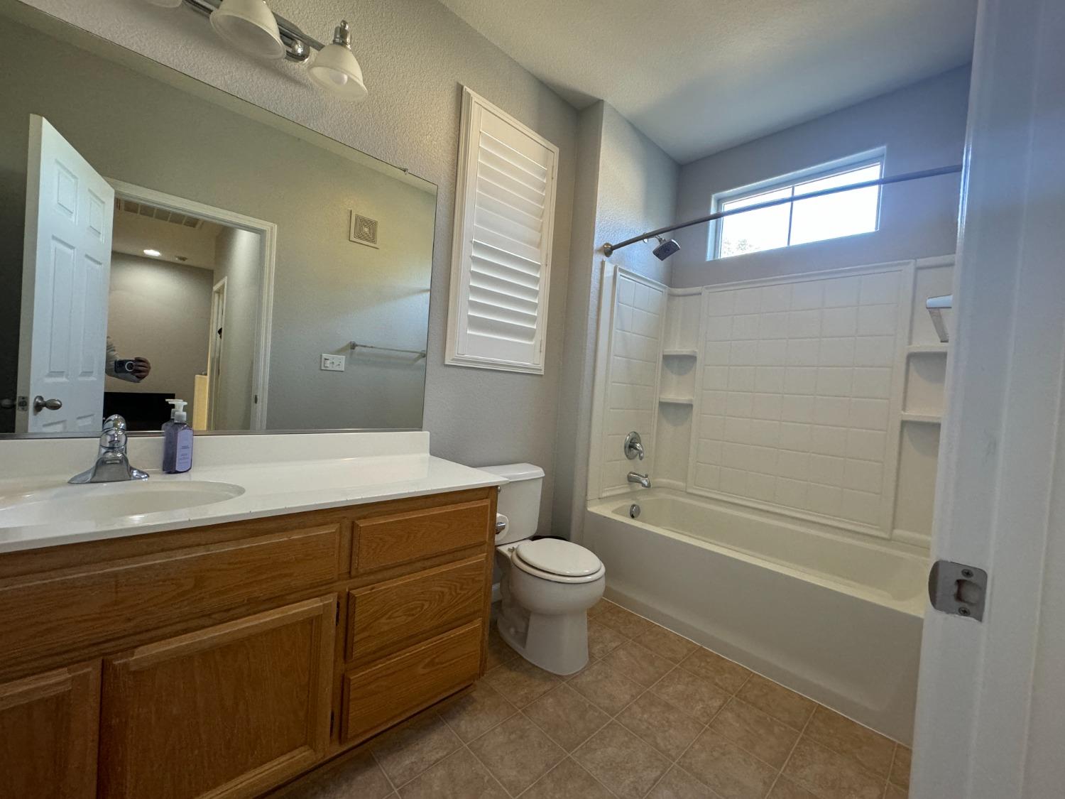 Detail Gallery Image 35 of 49 For 10920 Stourport Way, Rancho Cordova,  CA 95670 - 3 Beds | 2/1 Baths