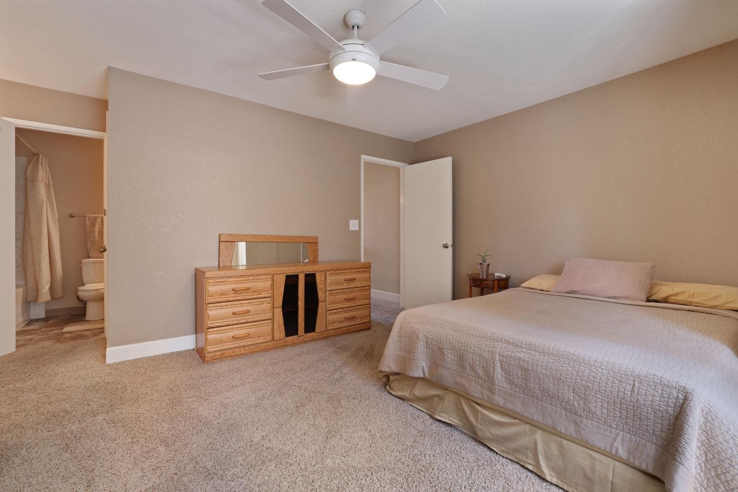 Detail Gallery Image 25 of 46 For 3028 Andre Ln, Turlock,  CA 95382 - 2 Beds | 1/1 Baths