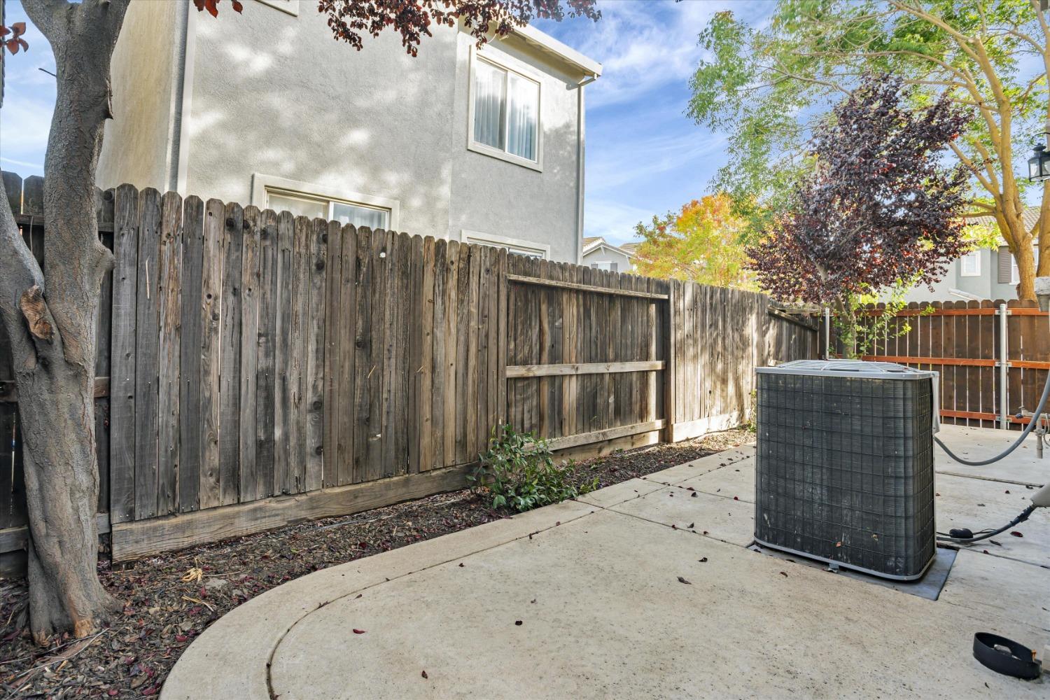 Detail Gallery Image 44 of 65 For 2569 Huckleberry Cir, West Sacramento,  CA 95691 - 3 Beds | 2/1 Baths