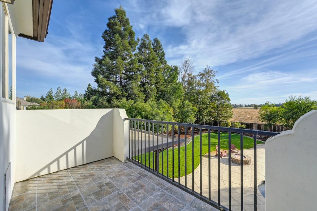 Detail Gallery Image 45 of 63 For 4516 Redbud Dr, Davis,  CA 95618 - 4 Beds | 4 Baths