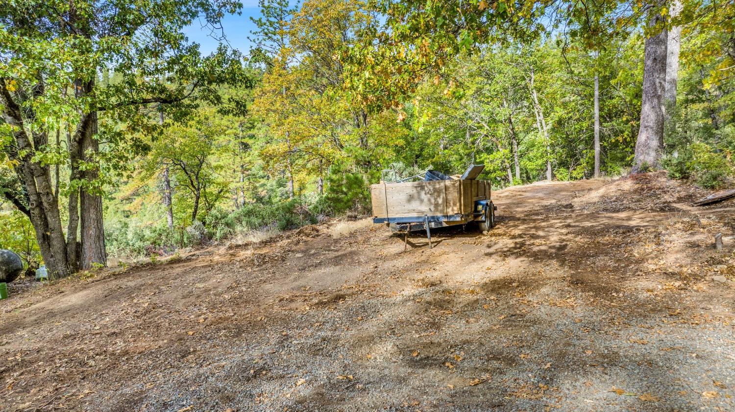 Detail Gallery Image 21 of 41 For 15314 Old Donner Trl, Grass Valley,  CA 95945 - 3 Beds | 2 Baths