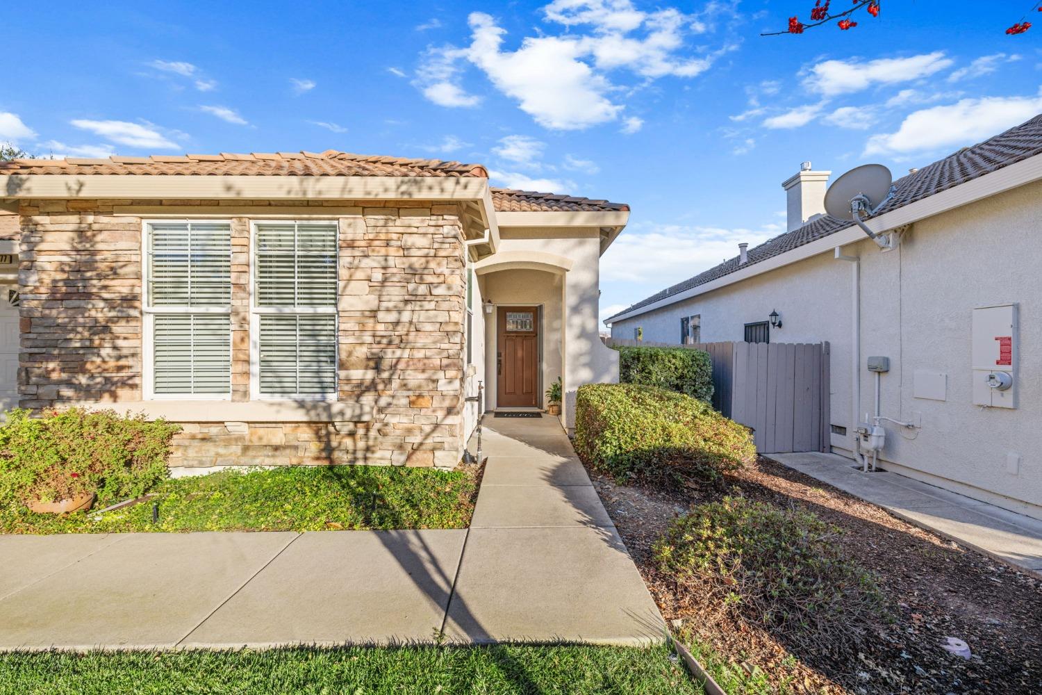 Detail Gallery Image 14 of 96 For 4777 Monte Mar Dr, El Dorado Hills,  CA 95762 - 2 Beds | 2 Baths