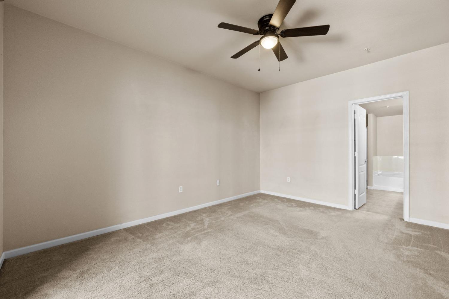 Detail Gallery Image 15 of 59 For 2487 Torino St #1,  West Sacramento,  CA 95691 - 2 Beds | 2 Baths