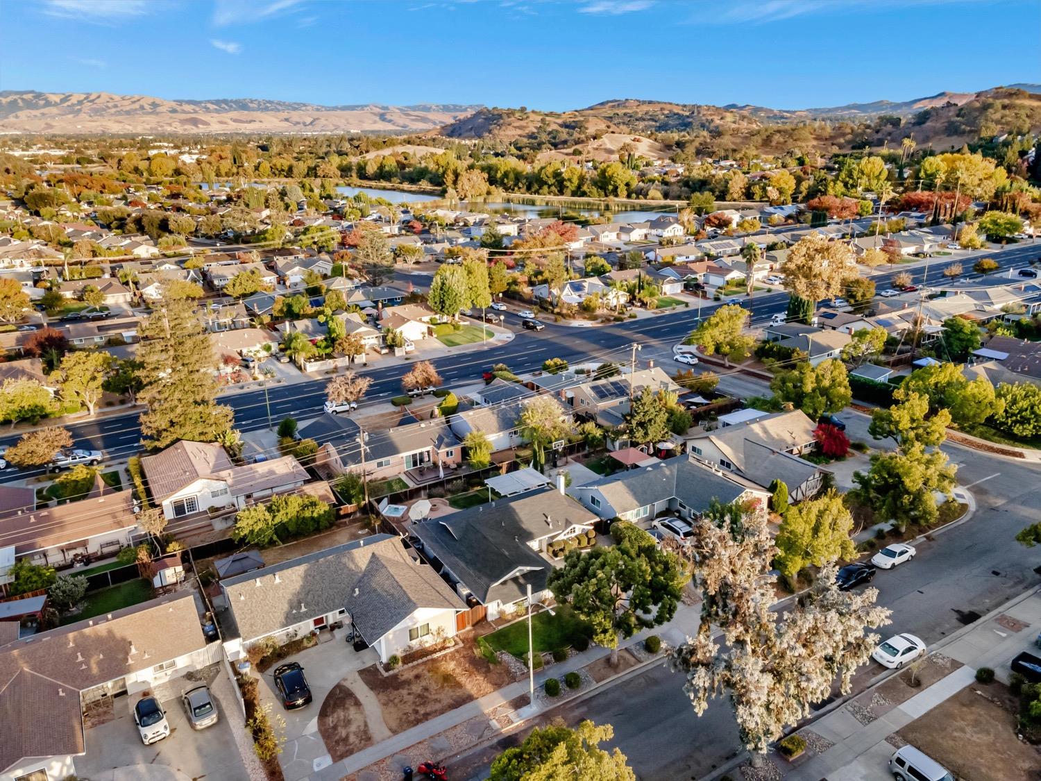 Detail Gallery Image 49 of 53 For 5684 Holland Ln, San Jose,  CA 95118 - 3 Beds | 2 Baths