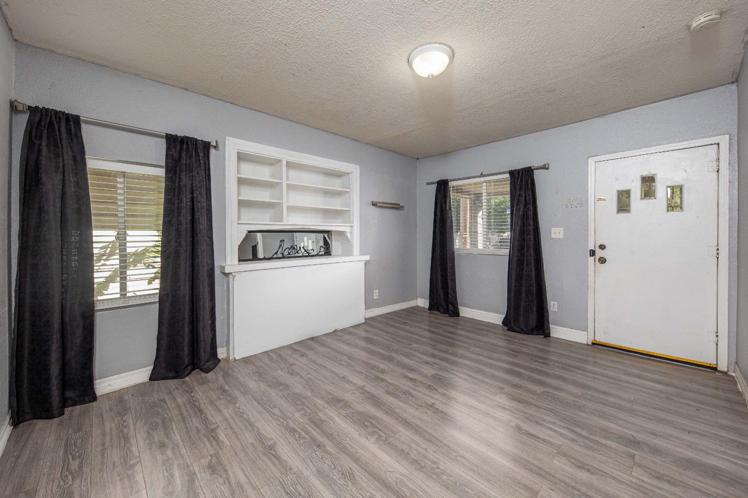 Detail Gallery Image 11 of 39 For 211 E Clay St, Stockton,  CA 95206 - 2 Beds | 1 Baths