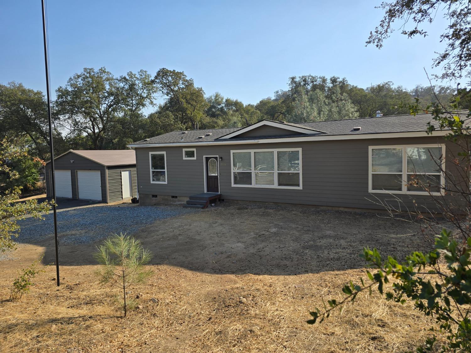 Detail Gallery Image 2 of 45 For 2503 Gallius Ln, Valley Springs,  CA 95252 - 4 Beds | 3 Baths