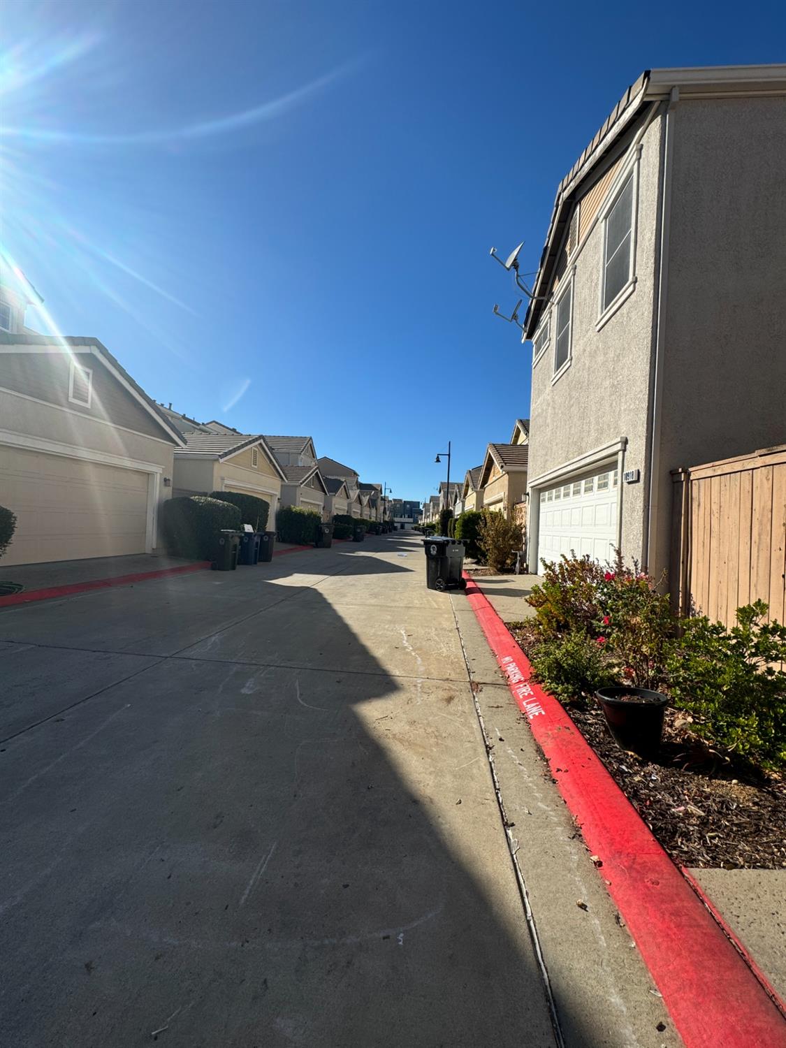 Detail Gallery Image 47 of 49 For 10920 Stourport Way, Rancho Cordova,  CA 95670 - 3 Beds | 2/1 Baths