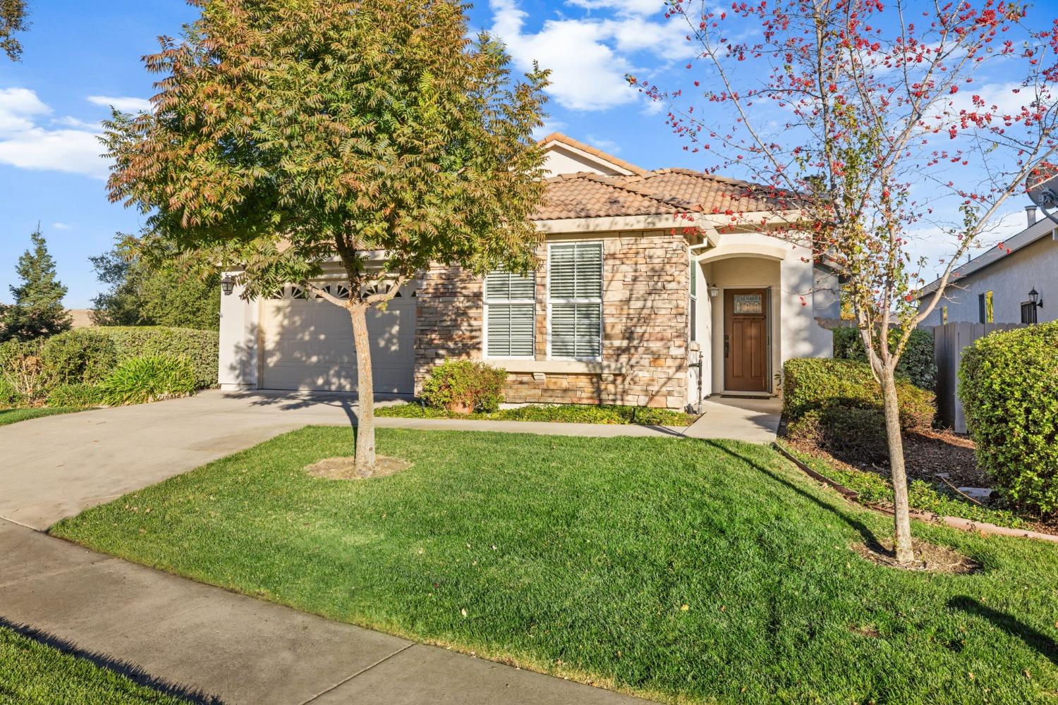 Detail Gallery Image 1 of 96 For 4777 Monte Mar Dr, El Dorado Hills,  CA 95762 - 2 Beds | 2 Baths