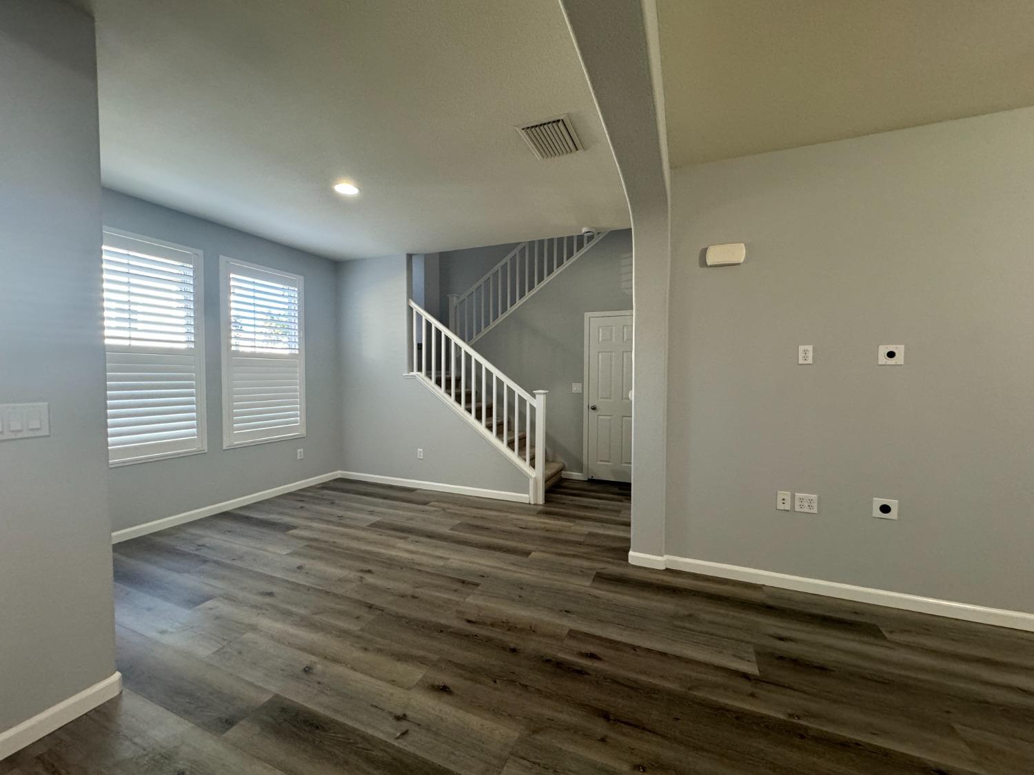 Detail Gallery Image 20 of 49 For 10920 Stourport Way, Rancho Cordova,  CA 95670 - 3 Beds | 2/1 Baths