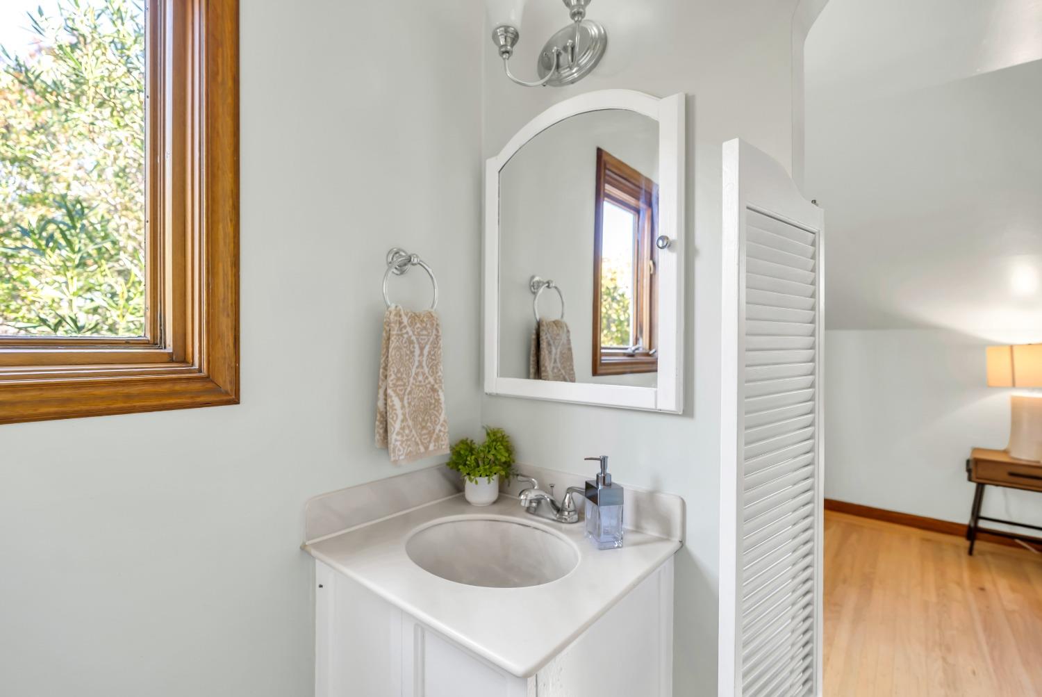 Detail Gallery Image 37 of 59 For 3855 Woodcrest Rd, Sacramento,  CA 95821 - 4 Beds | 2 Baths