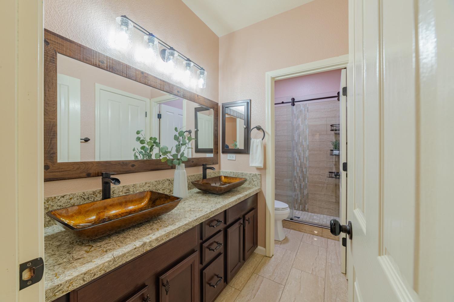 Detail Gallery Image 21 of 59 For 3880 Monteverde Dr, Lincoln,  CA 95648 - 6 Beds | 4/1 Baths