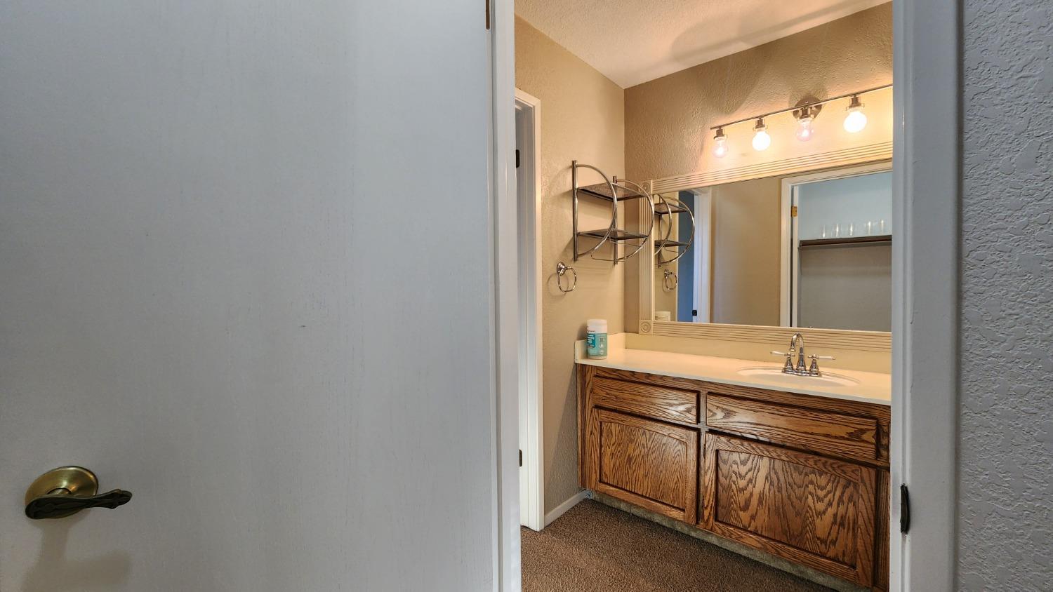 Detail Gallery Image 42 of 56 For 3832 Steedman Way, Stockton,  CA 95209 - 4 Beds | 2/1 Baths