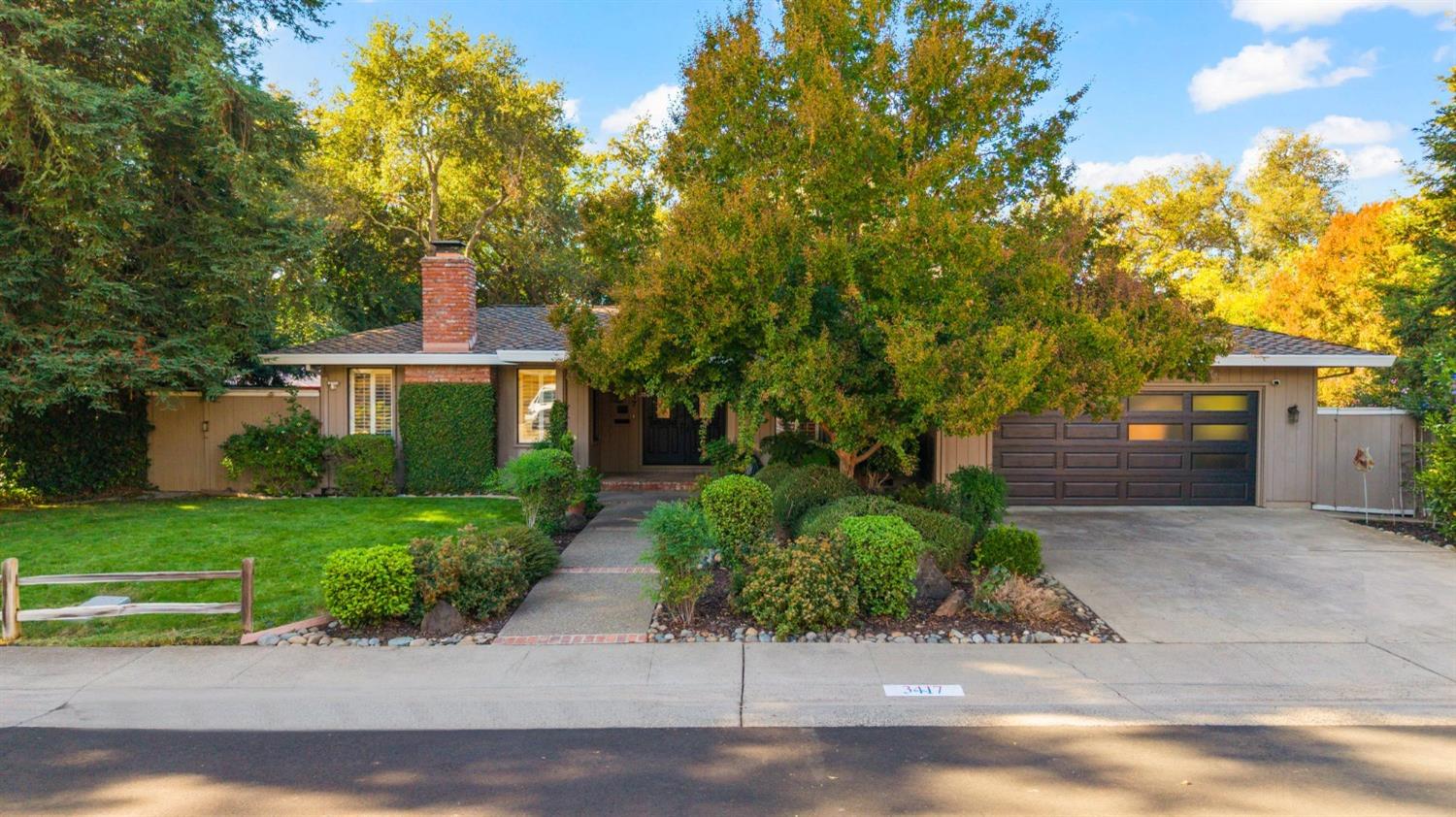 Detail Gallery Image 2 of 64 For 3417 Winfin Way, Carmichael,  CA 95608 - 4 Beds | 2/1 Baths