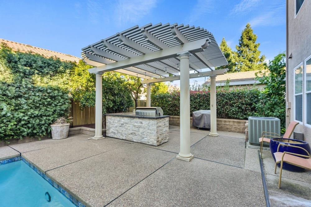 Detail Gallery Image 71 of 96 For 2411 N Park Dr, Sacramento,  CA 95835 - 4 Beds | 2/1 Baths