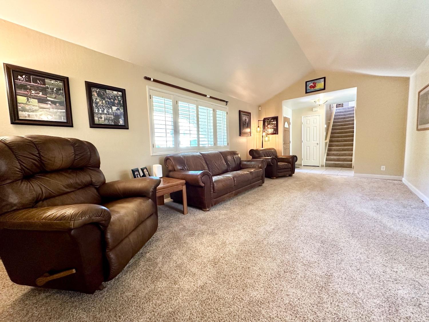 Detail Gallery Image 13 of 29 For 5510 Langford Ct, Concord,  CA 94521 - 3 Beds | 2/1 Baths