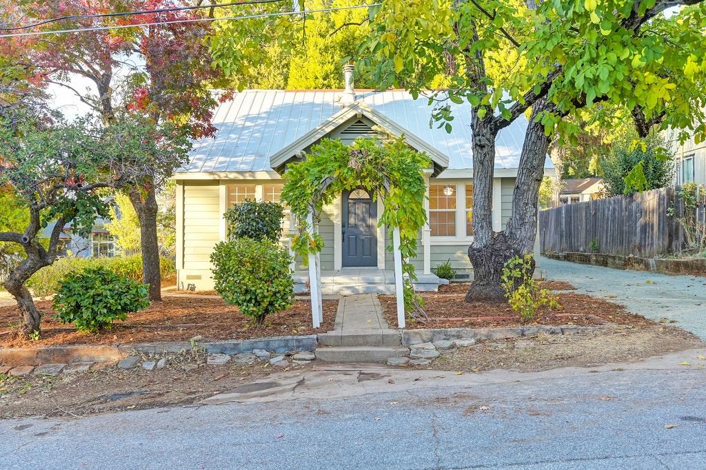 Detail Gallery Image 45 of 58 For 4015 William Way, Camino,  CA 95709 - 4 Beds | 1/1 Baths