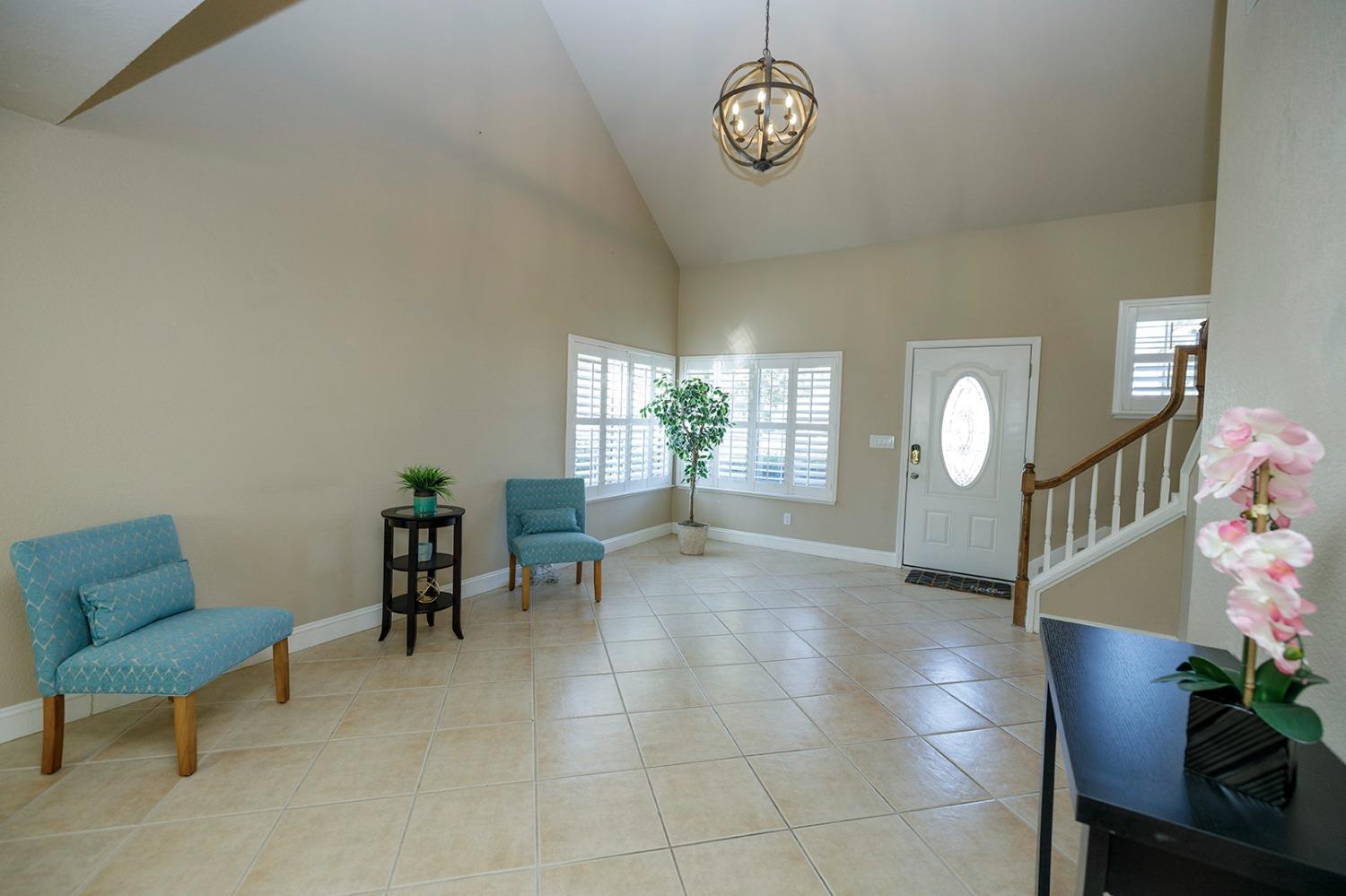 Detail Gallery Image 6 of 51 For 600 Ramsey Dr, Modesto,  CA 95356 - 4 Beds | 2/1 Baths