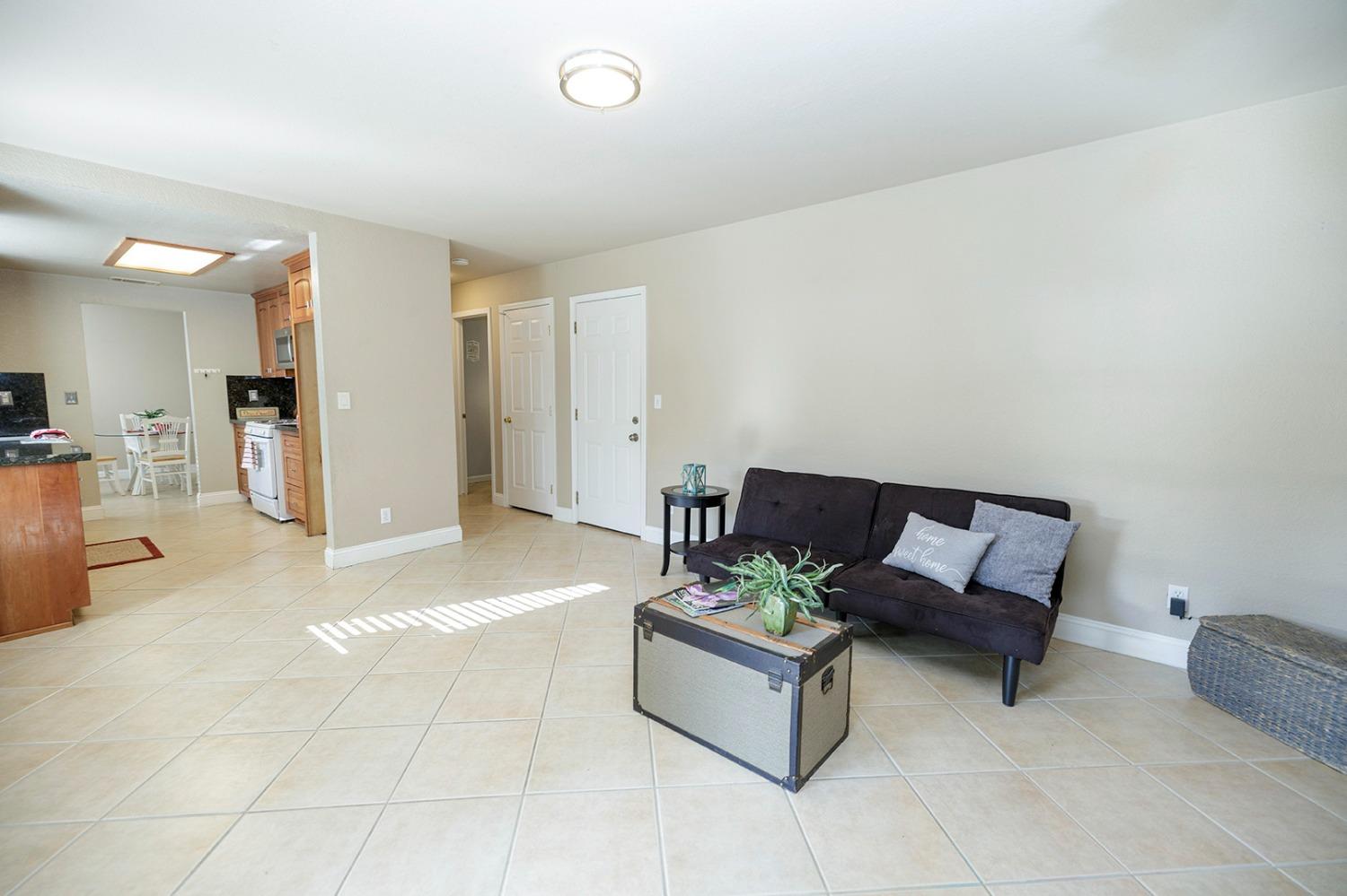 Detail Gallery Image 16 of 51 For 600 Ramsey Dr, Modesto,  CA 95356 - 4 Beds | 2/1 Baths