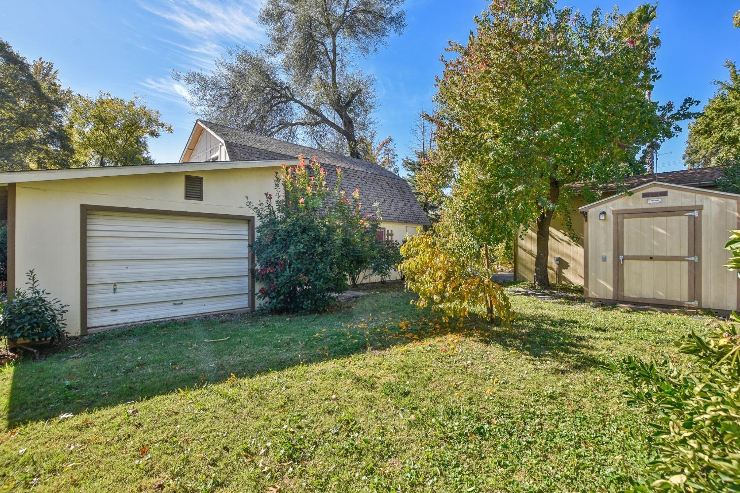 Detail Gallery Image 34 of 34 For 2552 Garfield Ave, Carmichael,  CA 95608 - 3 Beds | 2 Baths