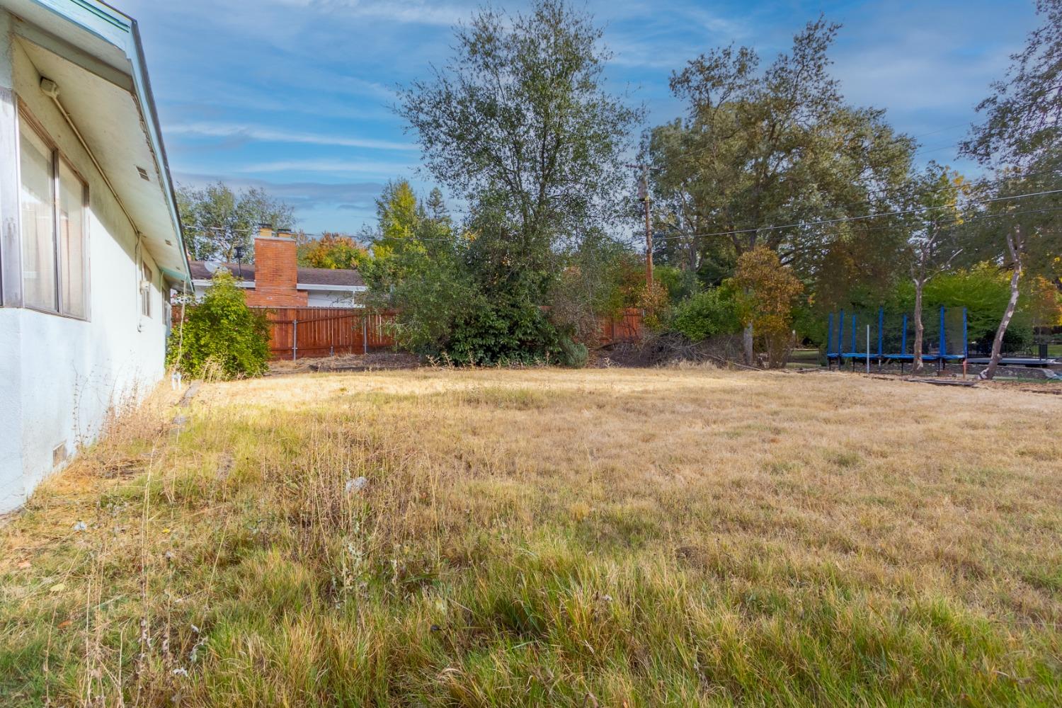 Detail Gallery Image 23 of 29 For 2550 Los Feliz Way, Carmichael,  CA 95608 - 3 Beds | 2 Baths