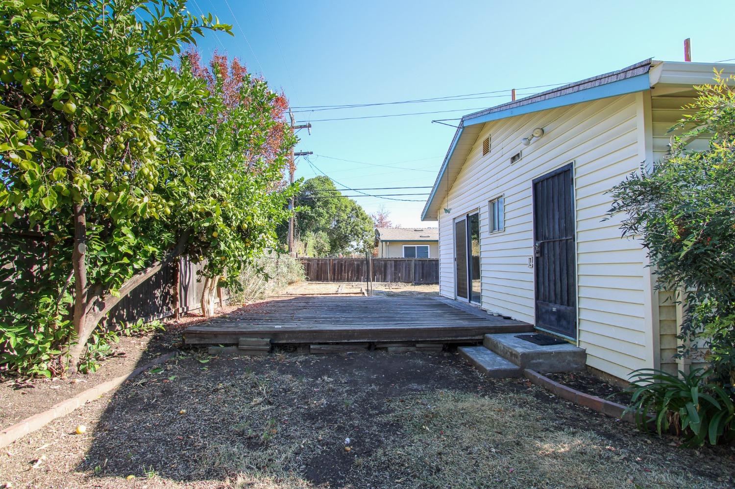 Detail Gallery Image 22 of 22 For 211 Carson, Stockton,  CA 95207 - 3 Beds | 2 Baths