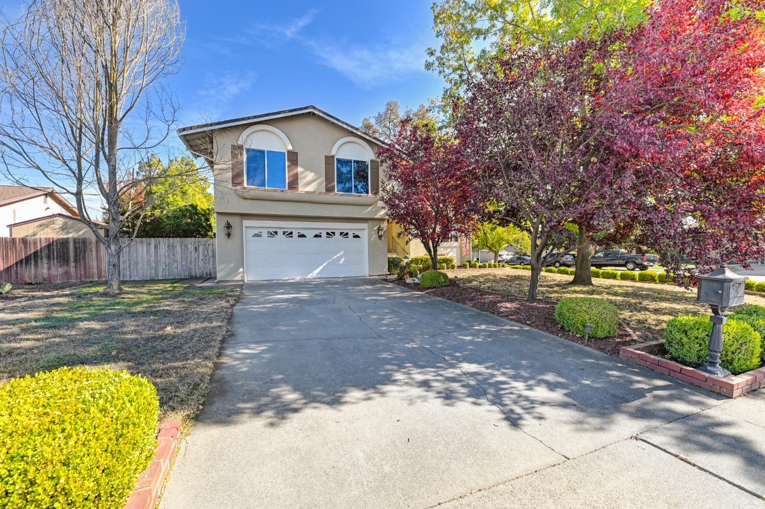 Detail Gallery Image 1 of 1 For 8285 Moss Oak Ave, Citrus Heights,  CA 95610 - 4 Beds | 2/1 Baths