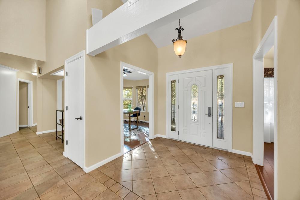 Detail Gallery Image 10 of 56 For 5161 Deerwood Dr, Shingle Springs,  CA 95682 - 4 Beds | 2/1 Baths