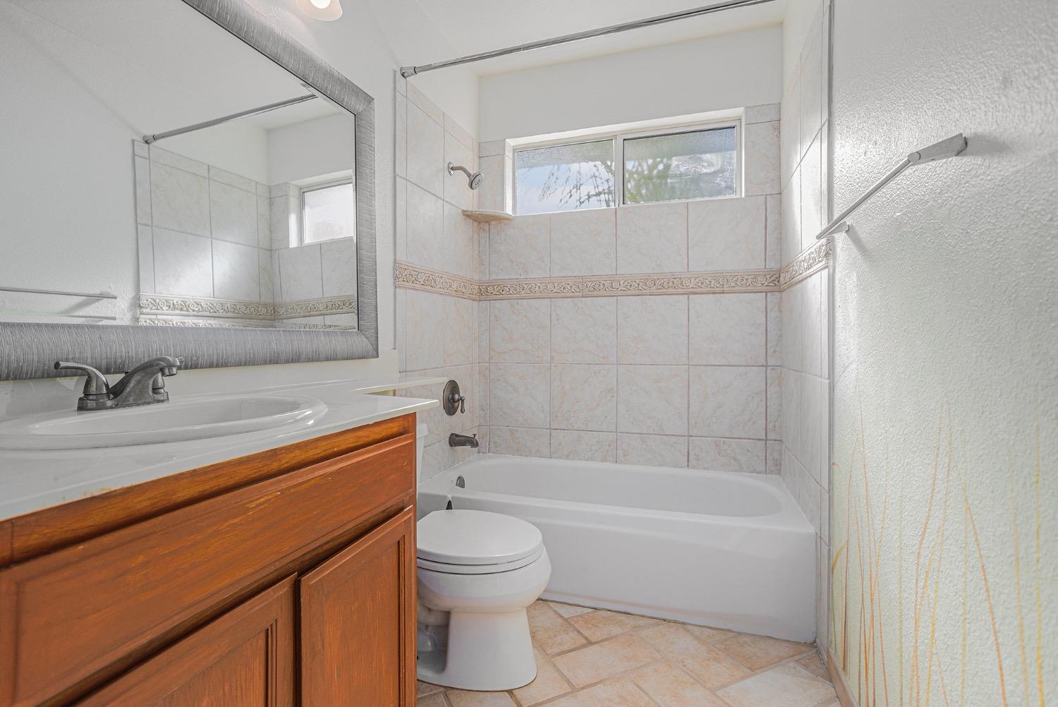 Detail Gallery Image 22 of 26 For 4129 Spaulding St, Antioch,  CA 94531 - 3 Beds | 2/1 Baths