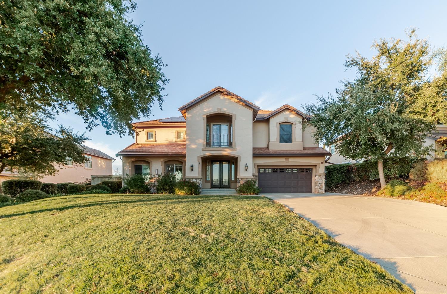 Detail Gallery Image 1 of 59 For 3880 Monteverde Dr, Lincoln,  CA 95648 - 6 Beds | 4/1 Baths