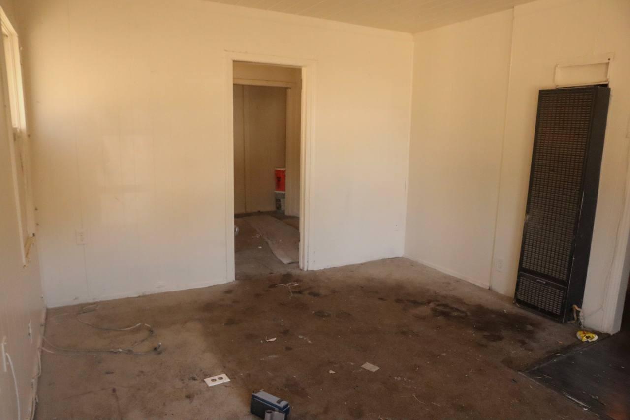 W Pinedale Avenue, Fresno, California image 6