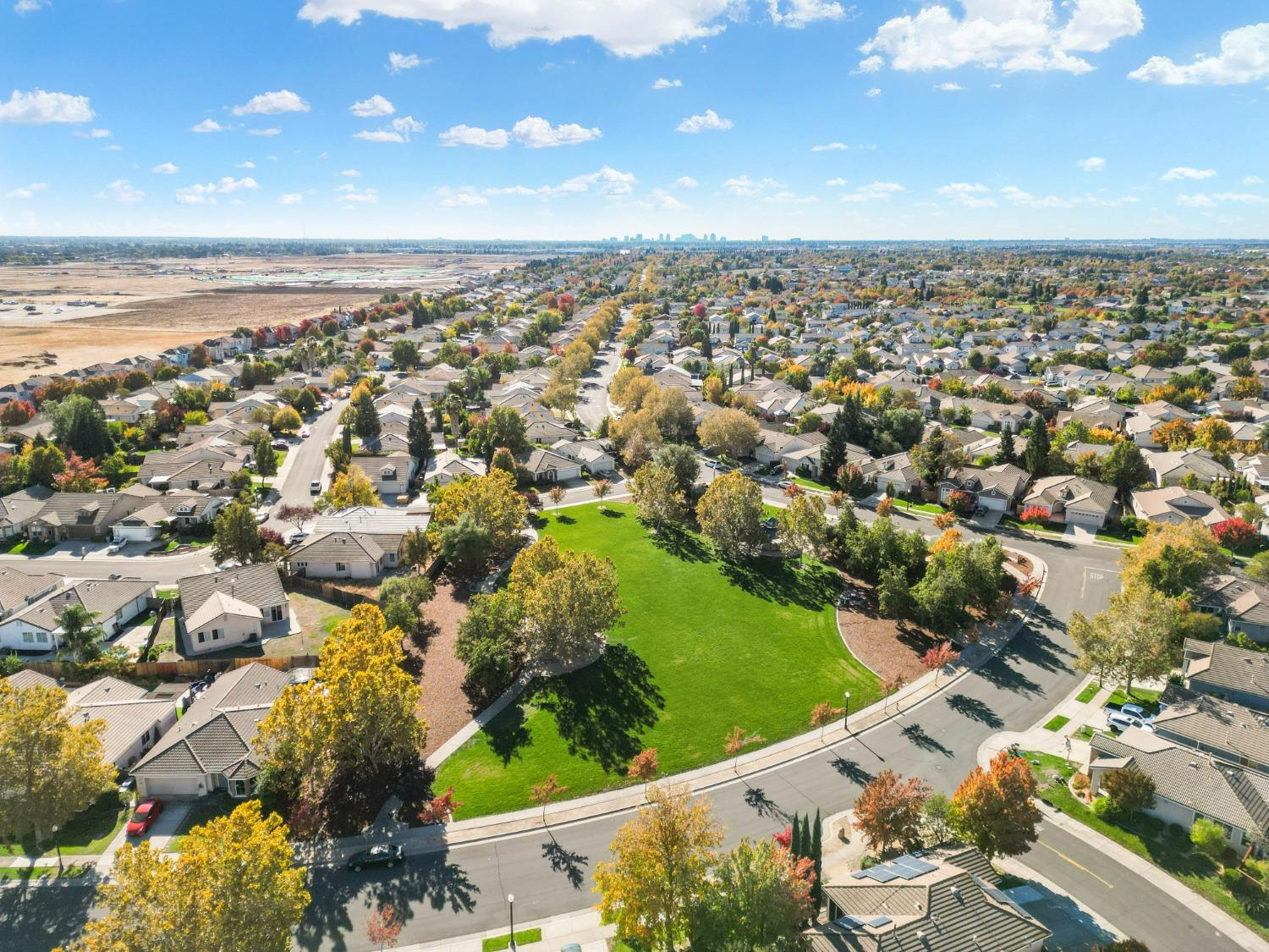 Detail Gallery Image 44 of 44 For 1554 Alicia Way, Sacramento,  CA 95835 - 3 Beds | 2 Baths