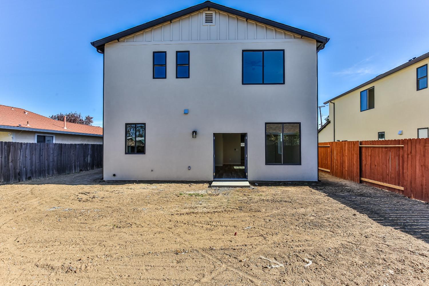 Detail Gallery Image 20 of 21 For 6236 25th Street, Sacramento,  CA 95822 - 4 Beds | 2/1 Baths