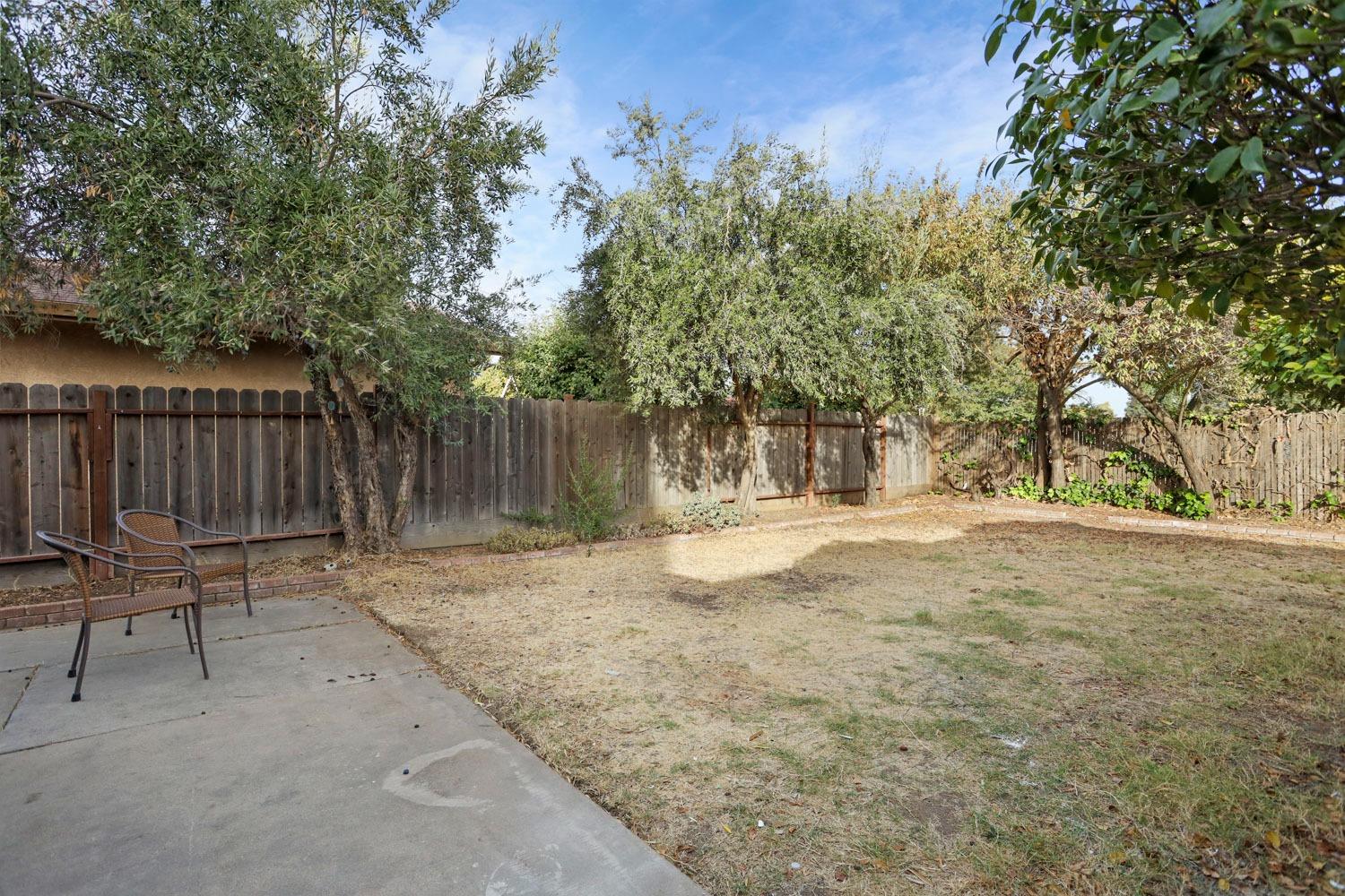 Detail Gallery Image 45 of 47 For 2302 Alpine Dr, Lodi,  CA 95240 - 3 Beds | 2 Baths