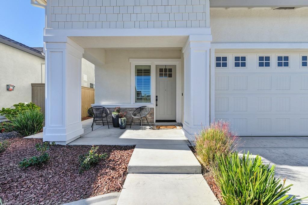 Detail Gallery Image 3 of 71 For 4089 Spokane Way, Roseville,  CA 95747 - 4 Beds | 4/1 Baths