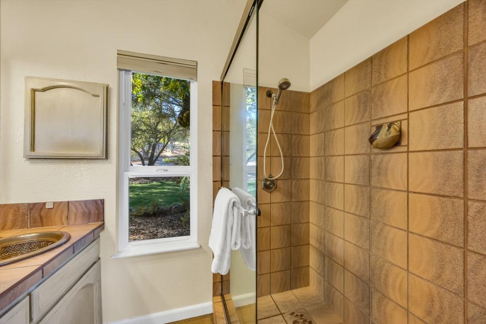 Detail Gallery Image 34 of 56 For 5161 Deerwood Dr, Shingle Springs,  CA 95682 - 4 Beds | 2/1 Baths