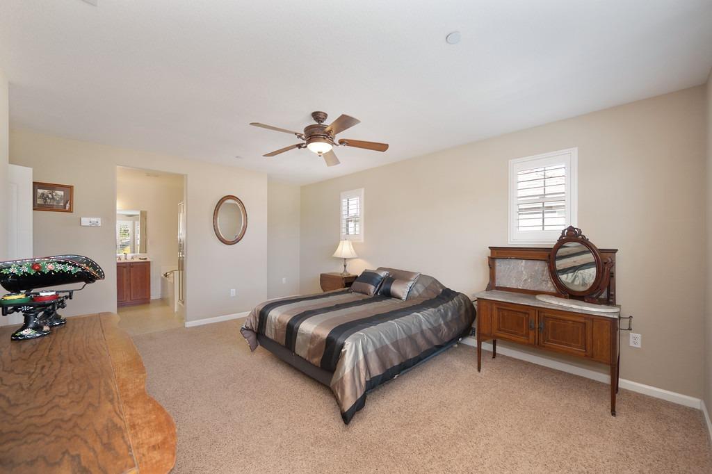 Detail Gallery Image 23 of 49 For 2902 Esplanade Cir, Folsom,  CA 95630 - 2 Beds | 2/1 Baths