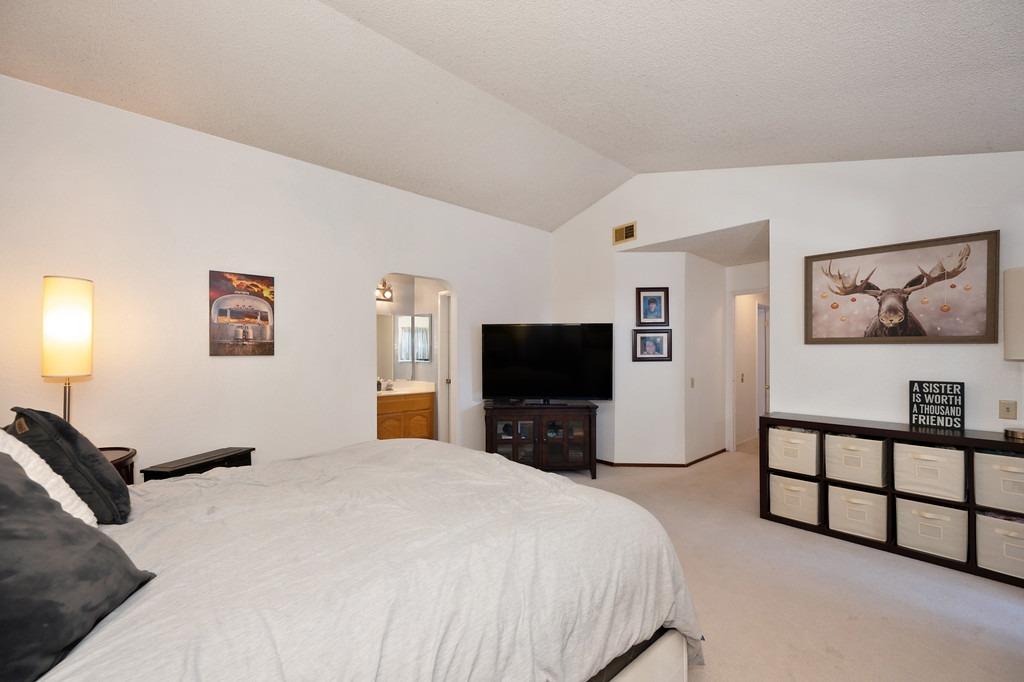 Detail Gallery Image 24 of 31 For 3112 Mill Oak Way, Sacramento,  CA 95833 - 3 Beds | 2 Baths