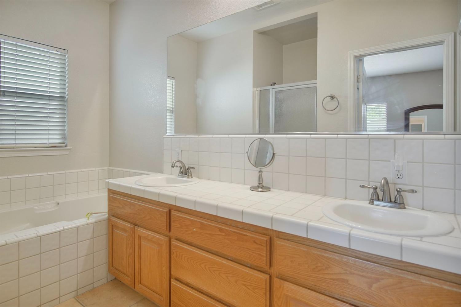 Detail Gallery Image 20 of 24 For 3675 Colorado, Turlock,  CA 95382 - 3 Beds | 2 Baths