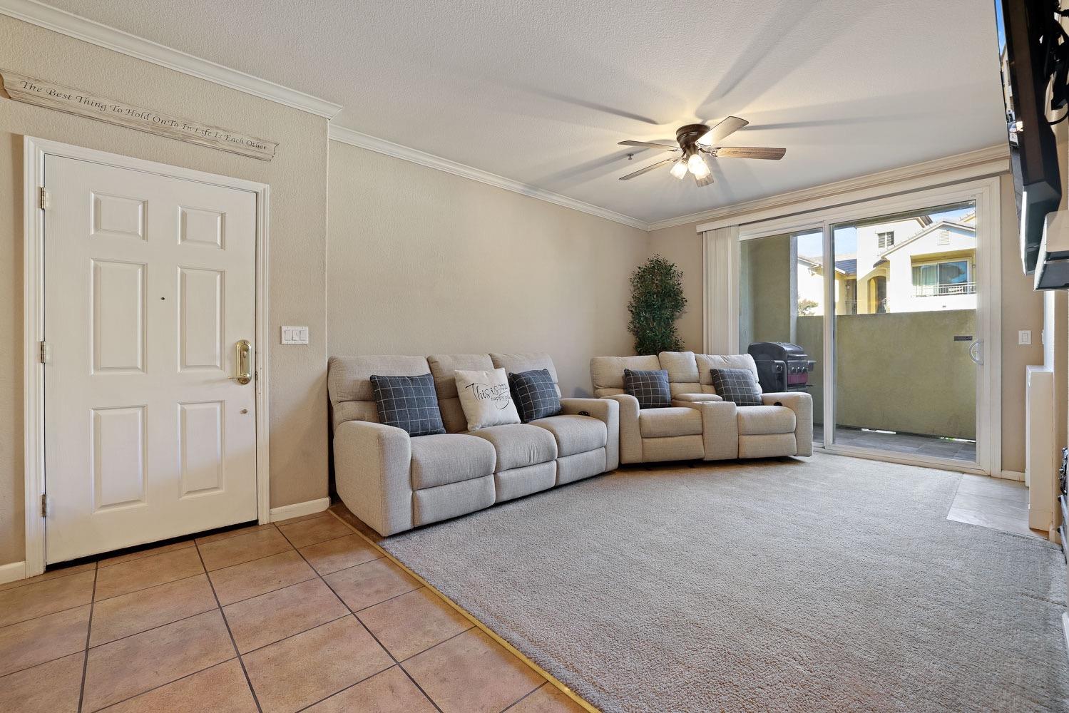 Detail Gallery Image 7 of 51 For 1360 Shady Ln #1015,  Turlock,  CA 95382 - 2 Beds | 2 Baths