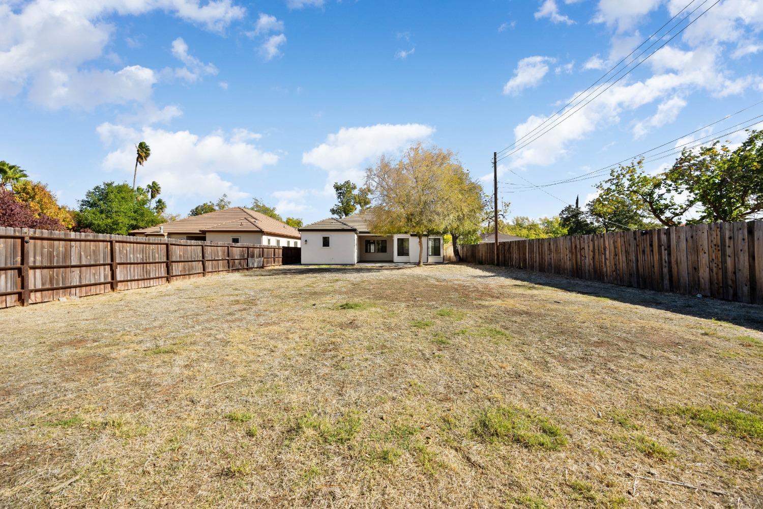 Detail Gallery Image 44 of 52 For 1343 Jonas Ave, Sacramento,  CA 95864 - 4 Beds | 3 Baths