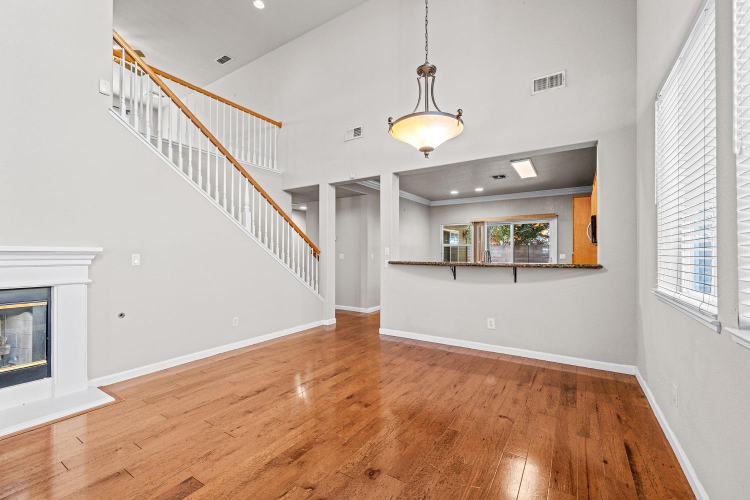 Detail Gallery Image 11 of 57 For 2803 Cardinal Dr, Lincoln,  CA 95648 - 3 Beds | 2 Baths