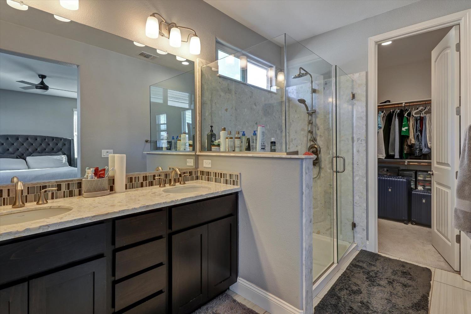 Detail Gallery Image 18 of 44 For 3682 Gozo Island Ave, Sacramento,  CA 95834 - 3 Beds | 2/1 Baths