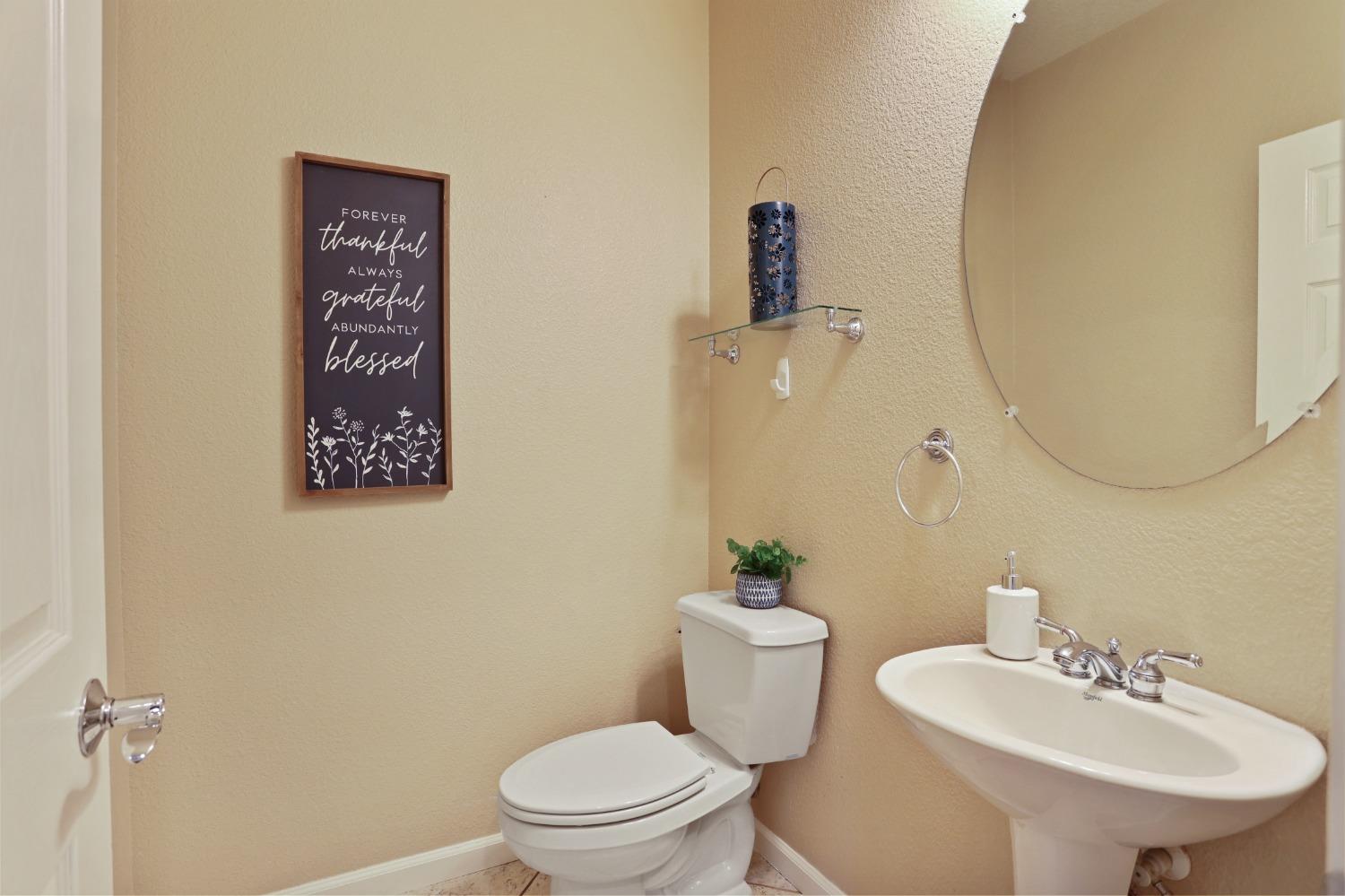 Detail Gallery Image 21 of 38 For 1511 Augusta Pointe Dr, Ripon,  CA 95366 - 5 Beds | 3/1 Baths