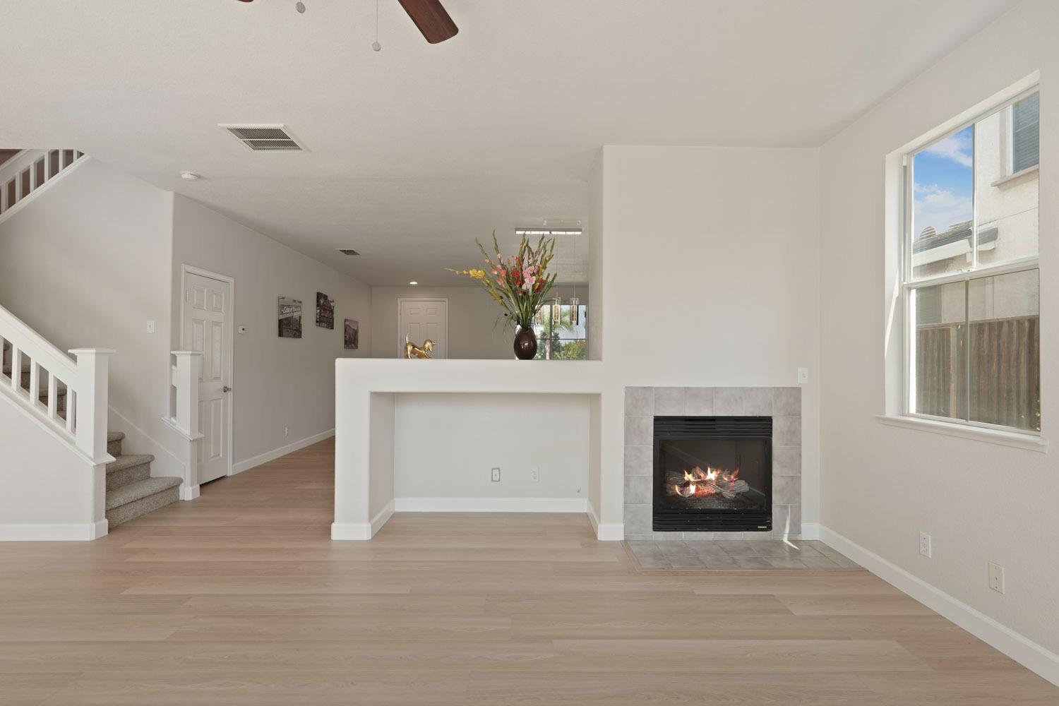 Detail Gallery Image 9 of 24 For 4695 Windsong Ct, Tracy,  CA 95377 - 4 Beds | 2/1 Baths