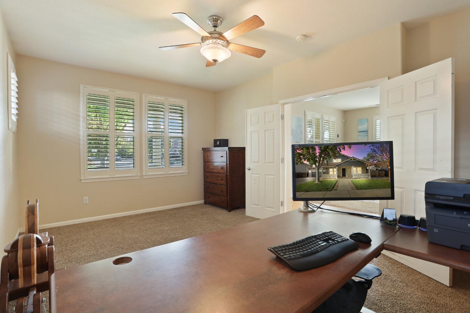 Detail Gallery Image 9 of 38 For 1511 Augusta Pointe Dr, Ripon,  CA 95366 - 5 Beds | 3/1 Baths